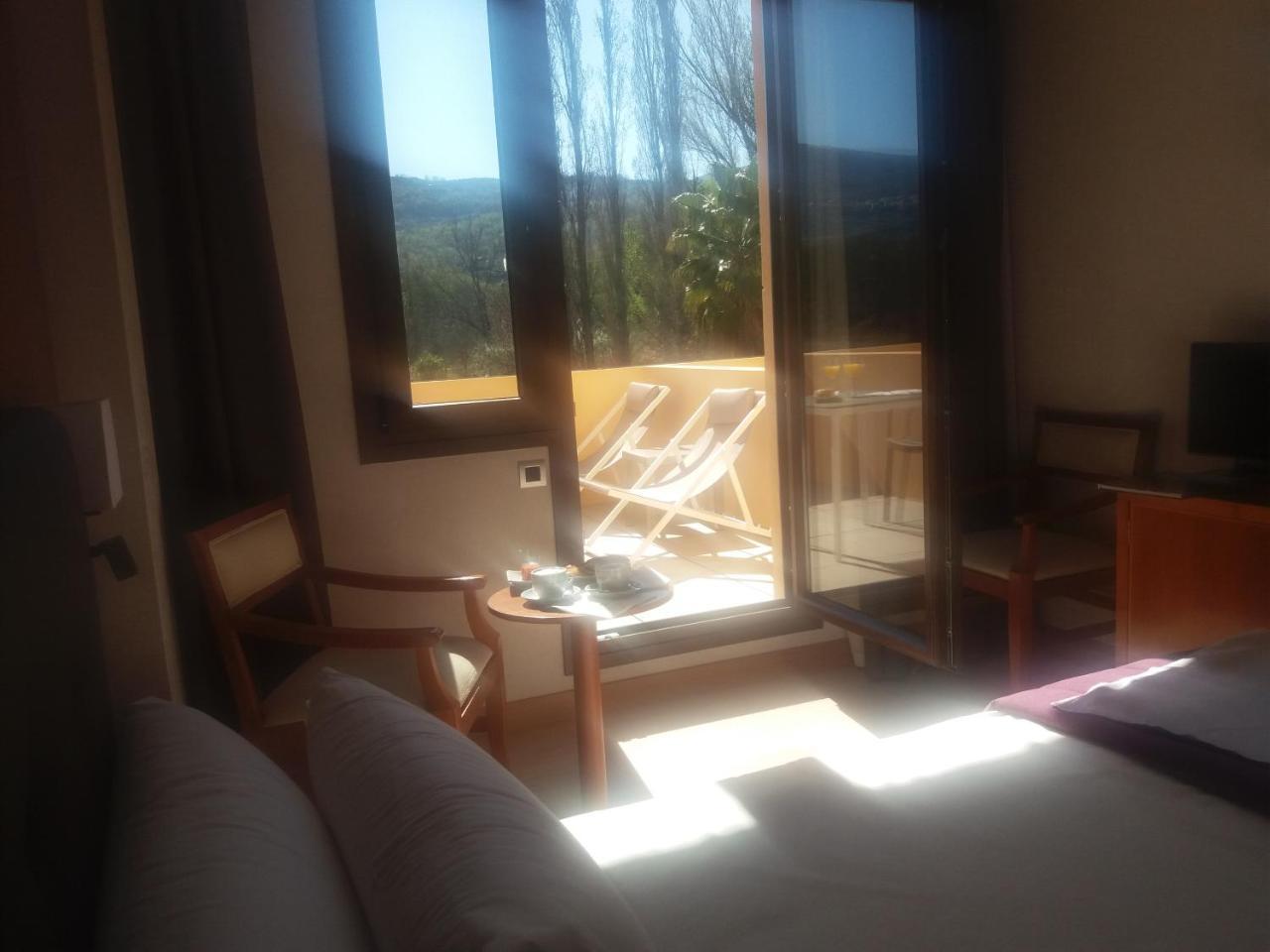 Hotel Balneario Valle Del Jerte Valdastillas Buitenkant foto