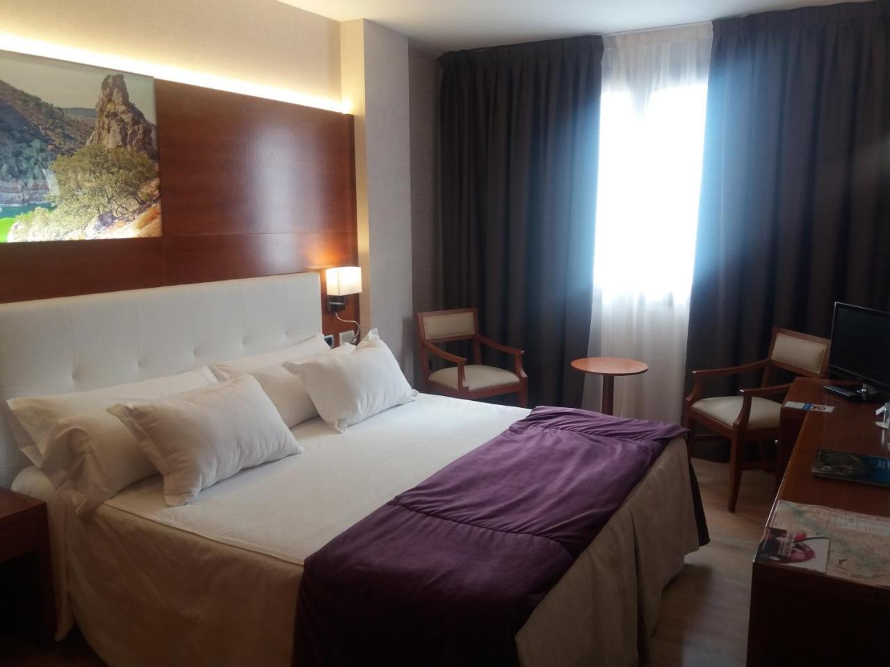 Hotel Balneario Valle Del Jerte Valdastillas Buitenkant foto
